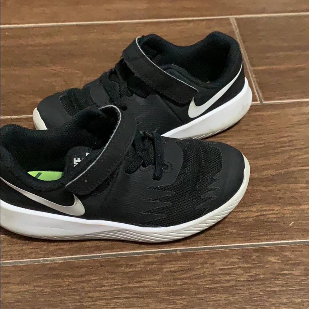 Toddler shoes